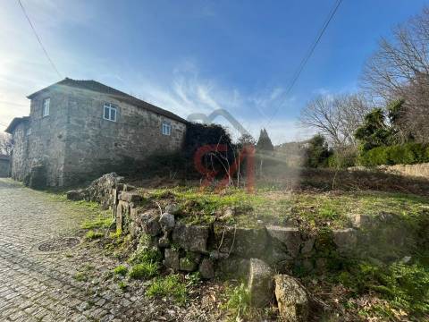 Moradia para Restaurar  Venda em Frazão Arreigada,Paços de Ferreira