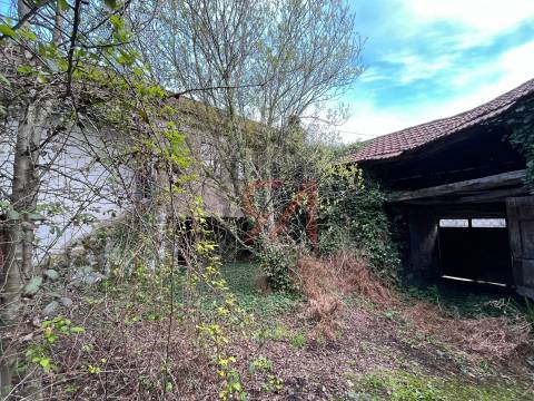 Moradia para Restaurar  Venda em Frazão Arreigada,Paços de Ferreira