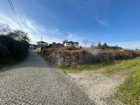 Moradia para Restaurar  Venda em Frazão Arreigada,Paços de Ferreira