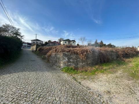 Moradia para Restaurar  Venda em Frazão Arreigada,Paços de Ferreira