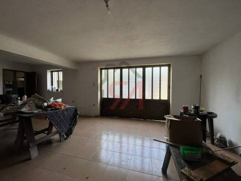 Moradia T4 Venda em Eiriz,Paços de Ferreira
