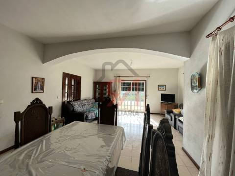 Moradia T4 Venda em Eiriz,Paços de Ferreira