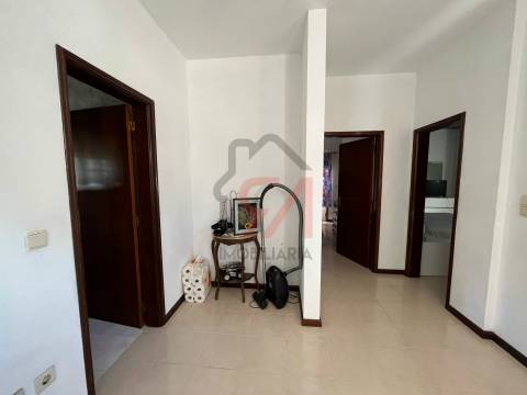Moradia T4 Venda em Eiriz,Paços de Ferreira