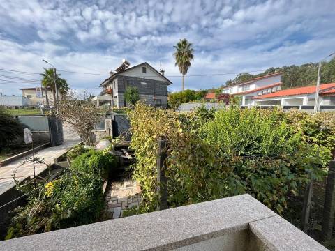 Moradia T4 Venda em Eiriz,Paços de Ferreira