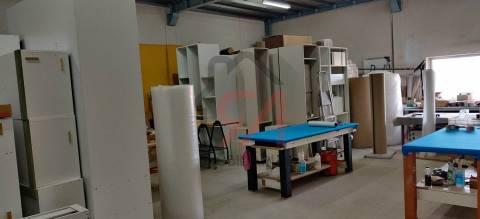 Armazém  Arrendamento em Carvalhosa,Paços de Ferreira