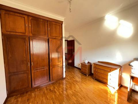 Moradia Geminada T4 Venda em Valongo,Valongo