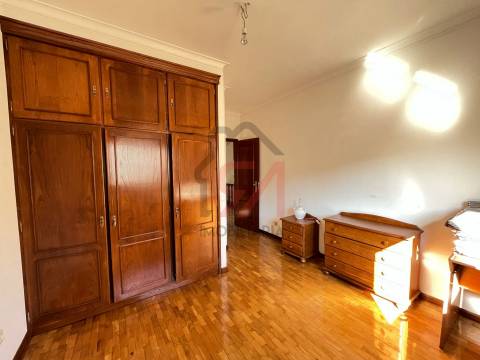 Moradia Geminada T4 Venda em Valongo,Valongo