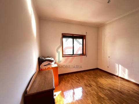 Moradia Geminada T4 Venda em Valongo,Valongo