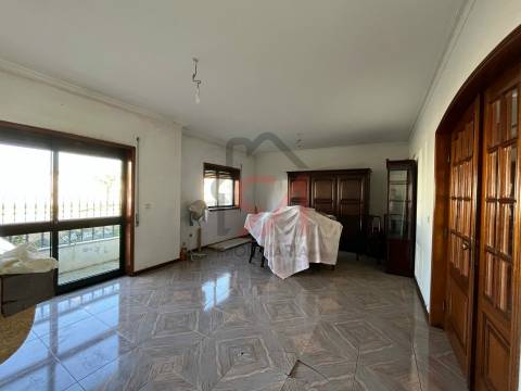 Moradia Geminada T4 Venda em Valongo,Valongo