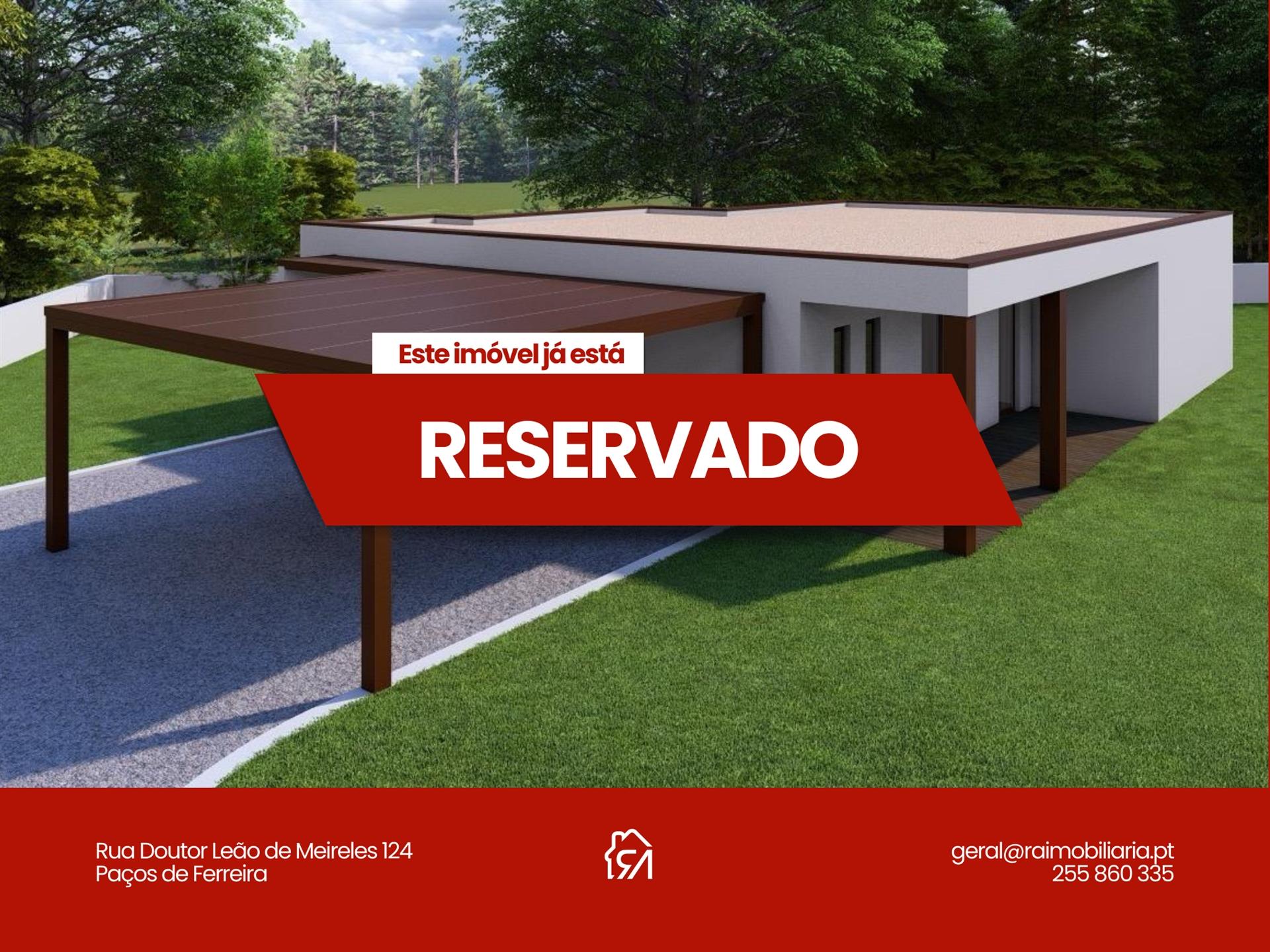 Moradia Isolada T2 Venda em Eiriz,Paços de Ferreira