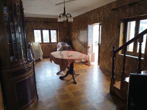 Moradia Isolada T4 Venda em Carvalhosa,Paços de Ferreira
