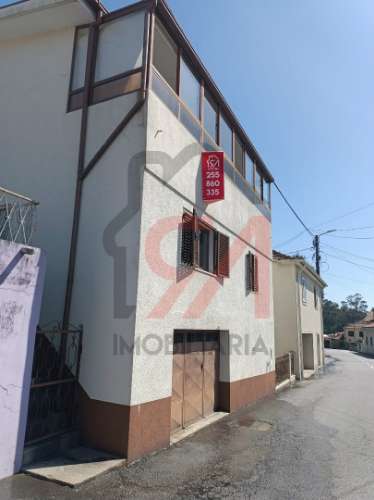 Moradia Isolada T4 Venda em Carvalhosa,Paços de Ferreira