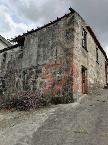 Moradia para Restaurar  Venda em Carvalhosa,Paços de Ferreira
