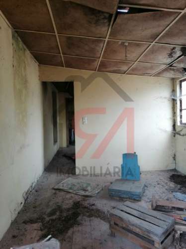 Moradia para Restaurar  Venda em Carvalhosa,Paços de Ferreira