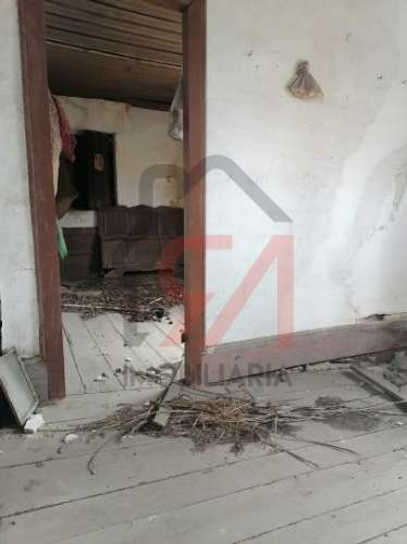 Moradia para Restaurar  Venda em Carvalhosa,Paços de Ferreira