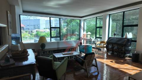 Armazém  Venda em Carvalhosa,Paços de Ferreira