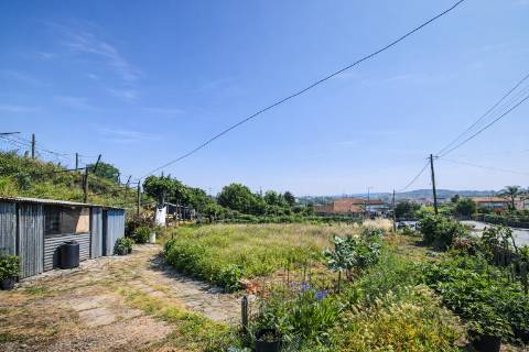 Terreno  Venda em Frazão Arreigada,Paços de Ferreira