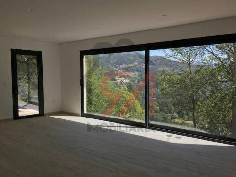 Moradia  Venda em Parada do Bouro,Vieira do Minho