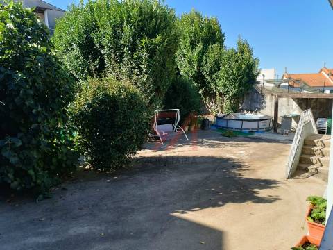 Moradia T4 Venda em Frazão Arreigada,Paços de Ferreira