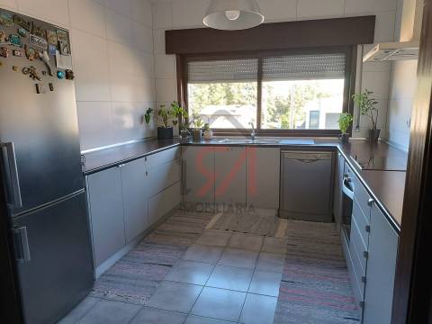 Moradia T4 Venda em Frazão Arreigada,Paços de Ferreira