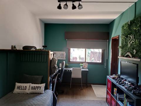 Moradia T4 Venda em Frazão Arreigada,Paços de Ferreira