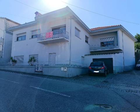 Moradia T4 Venda em Frazão Arreigada,Paços de Ferreira