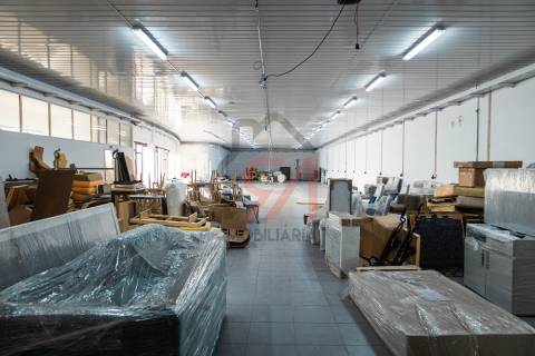 Fábrica/Indústria  Venda em Figueiró,Paços de Ferreira