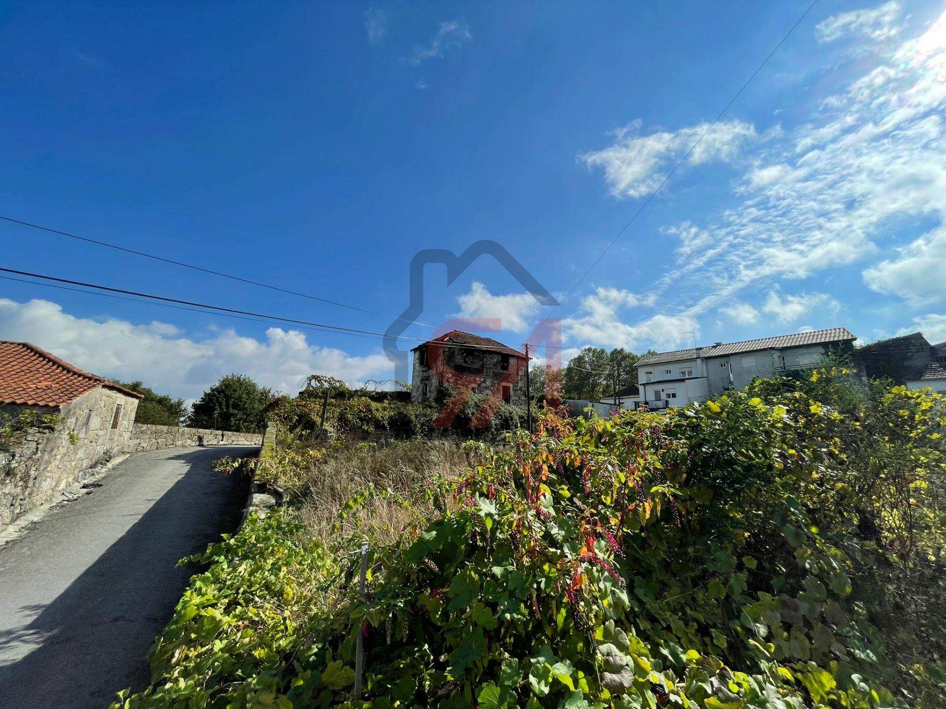 Moradia para Restaurar  Venda em Penamaior,Paços de Ferreira