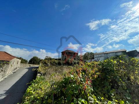 Moradia para Restaurar  Venda em Penamaior,Paços de Ferreira