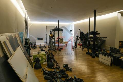 Armazém  Venda em Freamunde,Paços de Ferreira