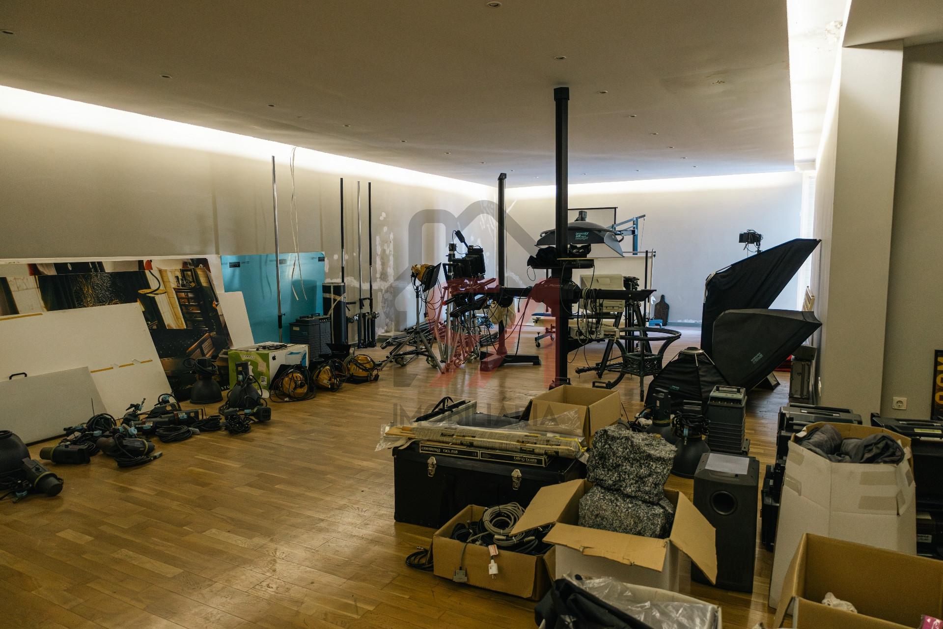 Armazém  Venda em Freamunde,Paços de Ferreira