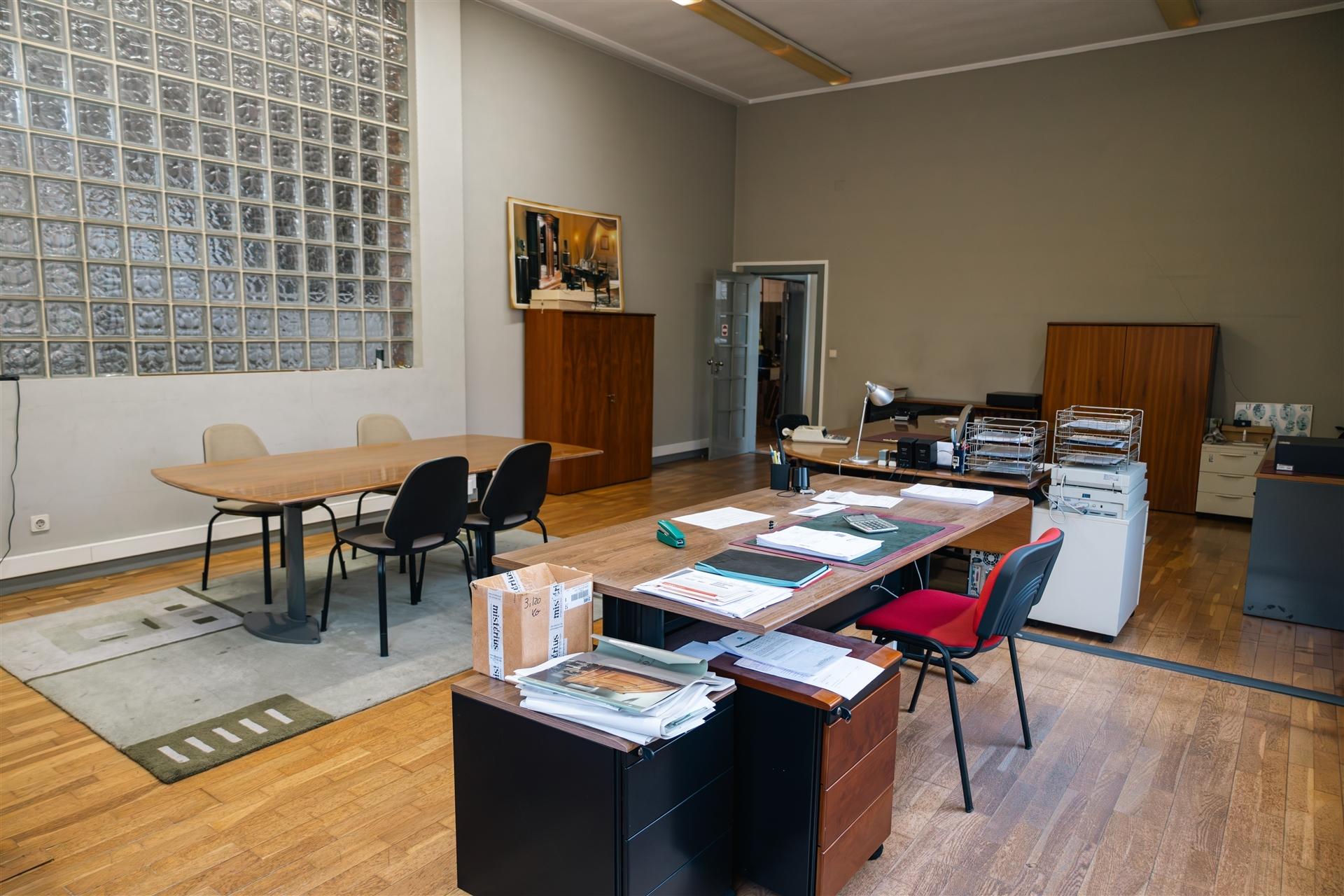 Armazém  Venda em Freamunde,Paços de Ferreira