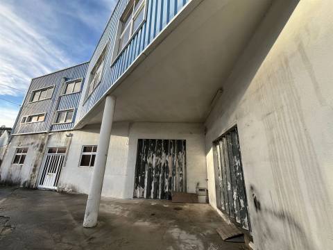 Fábrica/Indústria  Venda em Carvalhosa,Paços de Ferreira