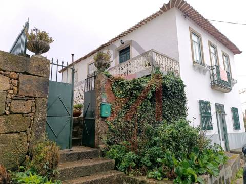 Moradia T4 Venda em Paços de Ferreira,Paços de Ferreira