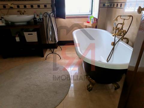 Moradia T4 Venda em Paços de Ferreira,Paços de Ferreira