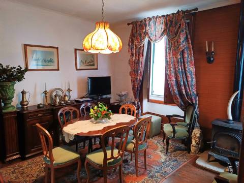 Moradia T4 Venda em Paços de Ferreira,Paços de Ferreira