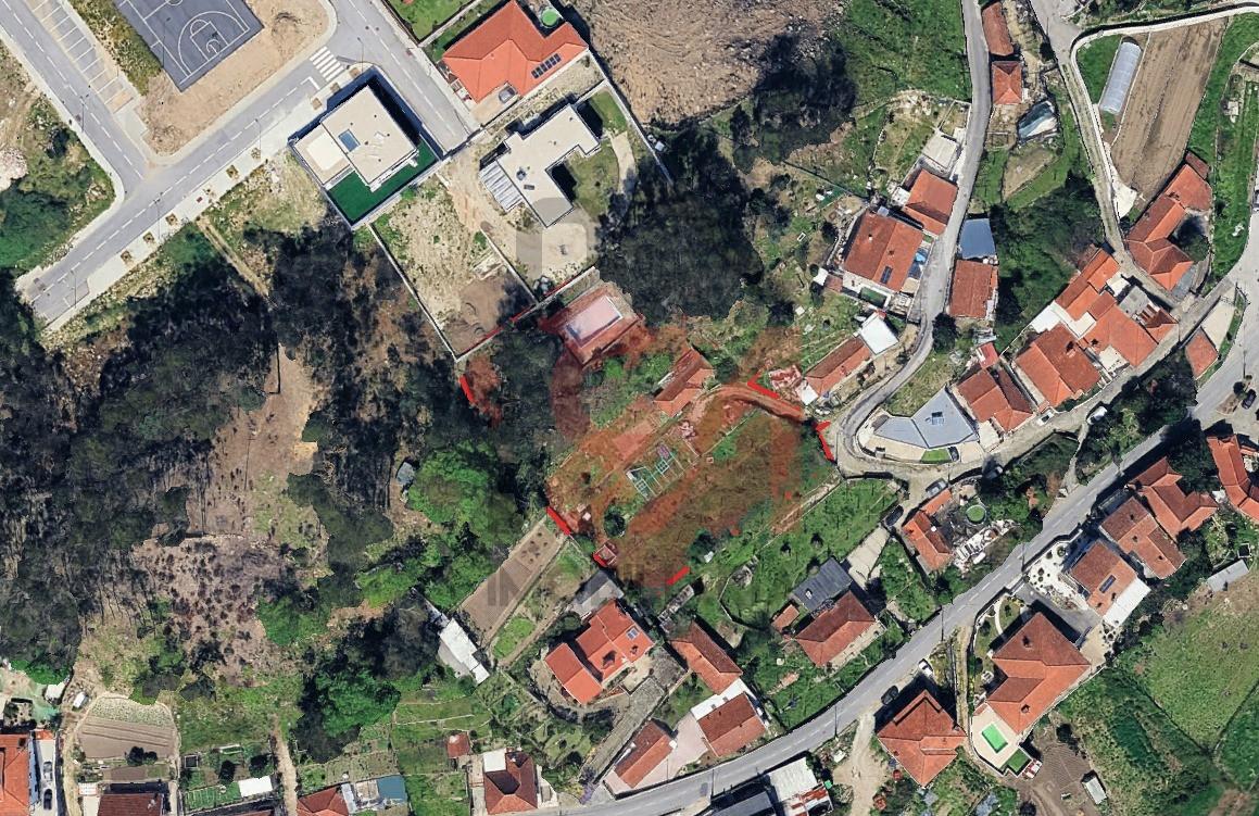 Moradia para Restaurar T2 Venda em Eiriz,Paços de Ferreira