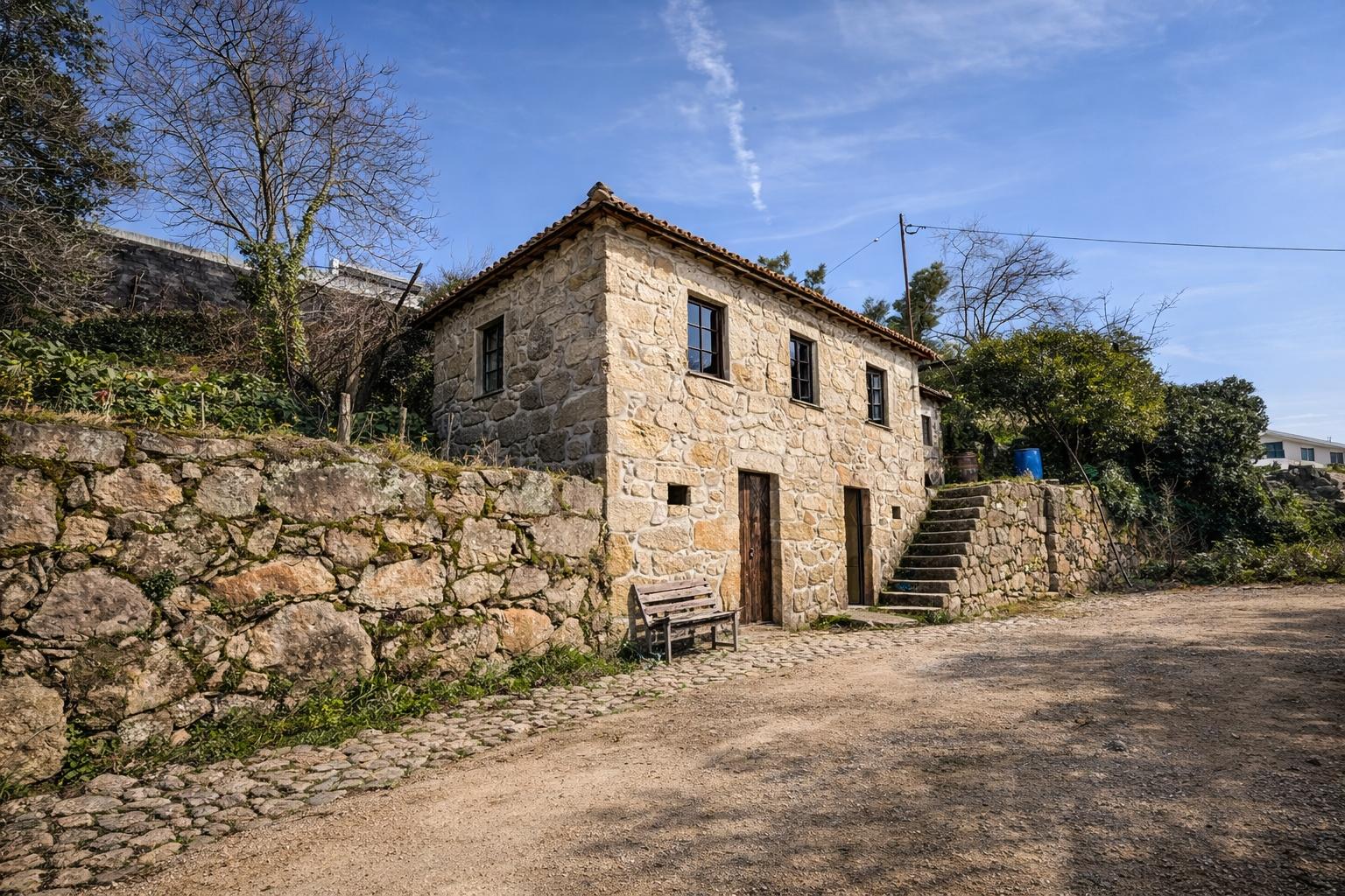 Moradia para Restaurar T2 Venda em Eiriz,Paços de Ferreira