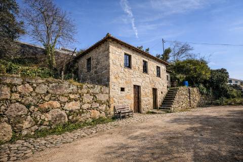 Moradia para Restaurar T2 Venda em Eiriz,Paços de Ferreira