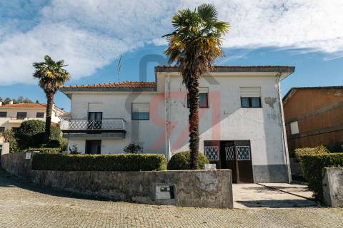 Moradia T4 Arrendamento em Paços de Ferreira,Paços de Ferreira