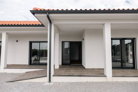 Moradia T3 Venda em Raimonda,Paços de Ferreira