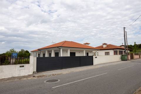 Moradia T3 Venda em Raimonda,Paços de Ferreira