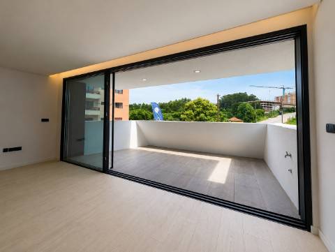 Apartamento T3 Venda em Gondomar (São Cosme), Valbom e Jovim,Gondomar