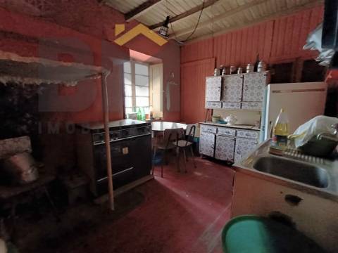 Moradia T6 Venda em Escalos de Cima e Lousa,Castelo Branco