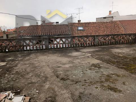 Moradia T6 Venda em Escalos de Cima e Lousa,Castelo Branco