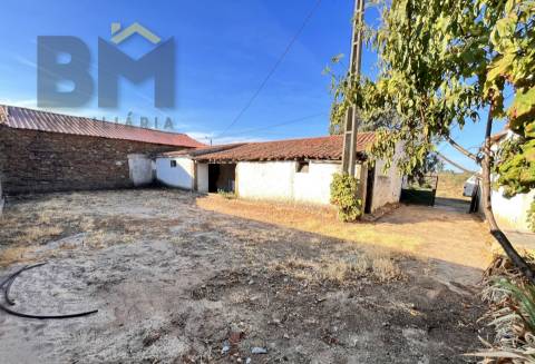 Quinta  Venda em Escalos de Baixo e Mata,Castelo Branco