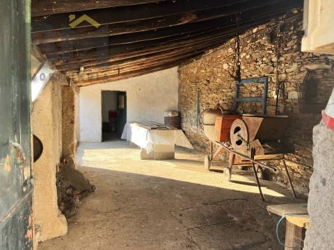 Quinta  Venda em Escalos de Baixo e Mata,Castelo Branco