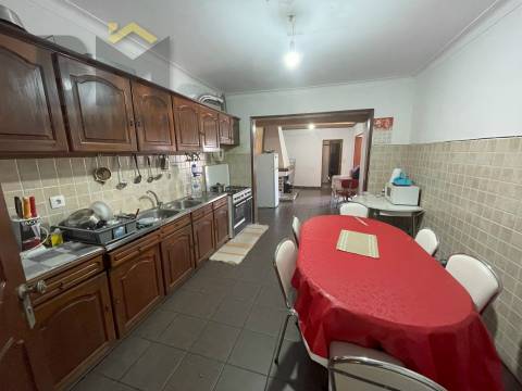 Apartamento T4 Venda em Alcains,Castelo Branco