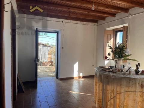 Quinta T3 Venda em Santo André das Tojeiras,Castelo Branco