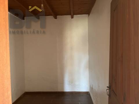 Quinta T3 Venda em Santo André das Tojeiras,Castelo Branco